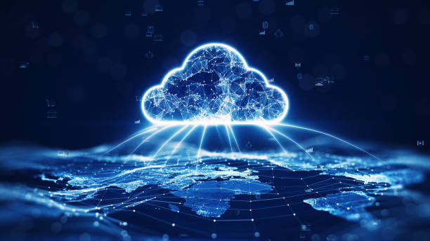 data transfer cloud computing technology concept. there is a large prominent cloud icon in the center with internal connections. and small icon on abstract world map polygon with dark blue background. - 互联网 個照片及圖片檔